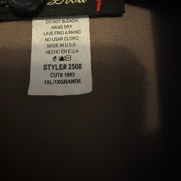 Cold shoulder front buttons with big pleats midi dress.  Like new! Worn once! - Picture 3 of 4